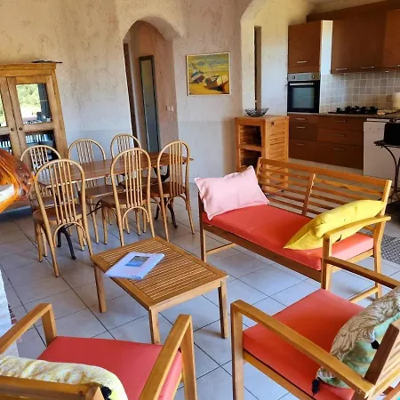 Hébergement de vacances Corsacasa In Palombaggia Sea View *